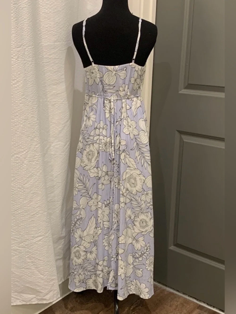 Anthropologie Light Blue and White Floral V-Neck Maxi Dress - Picture 3 of 7